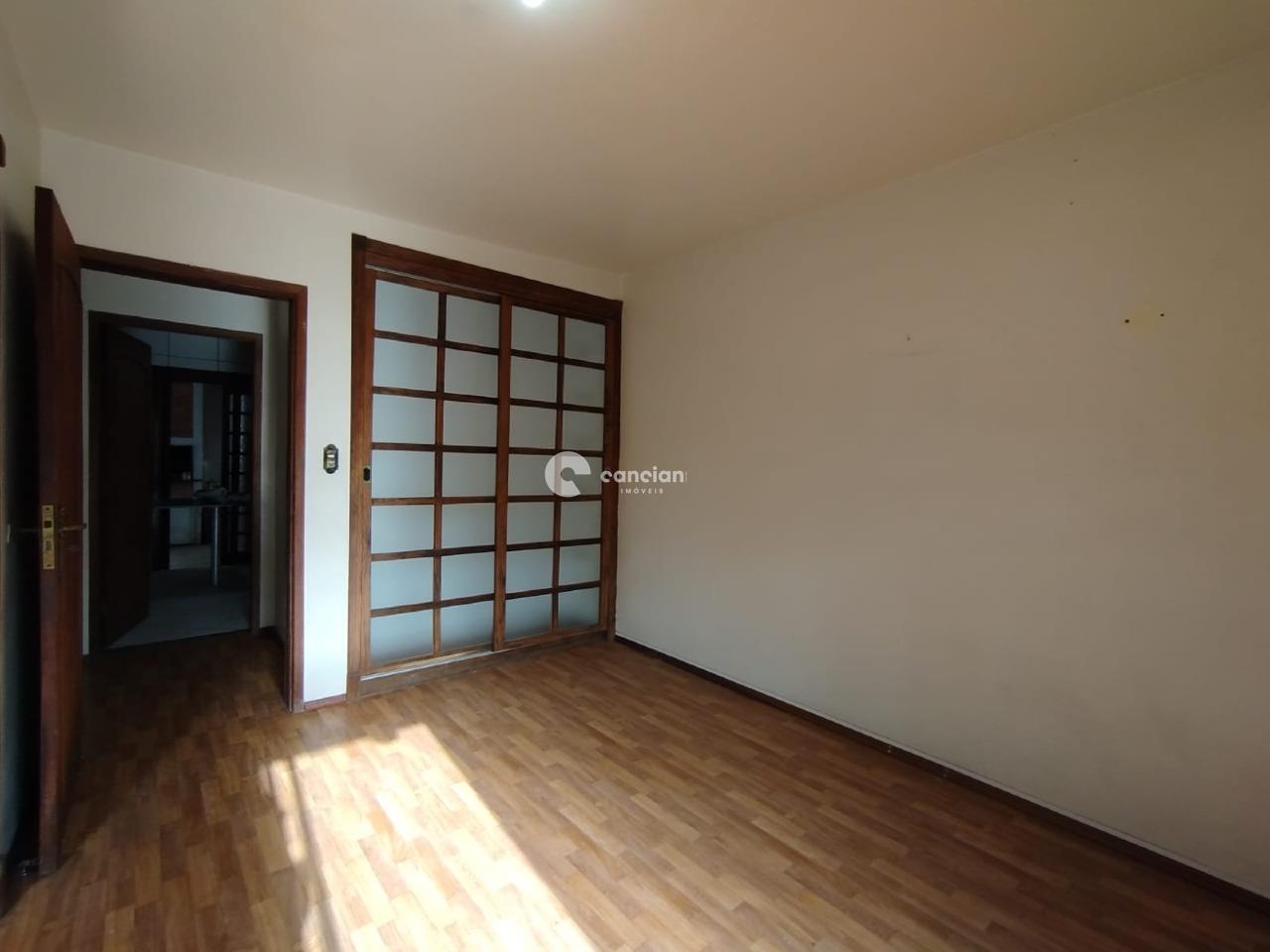 Casa para aluguel no Centro: 