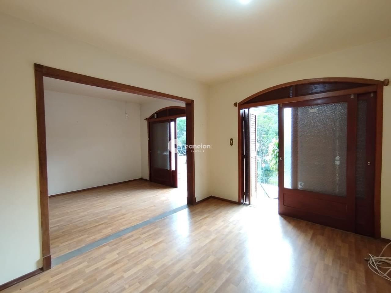 Casa para aluguel no Centro: 