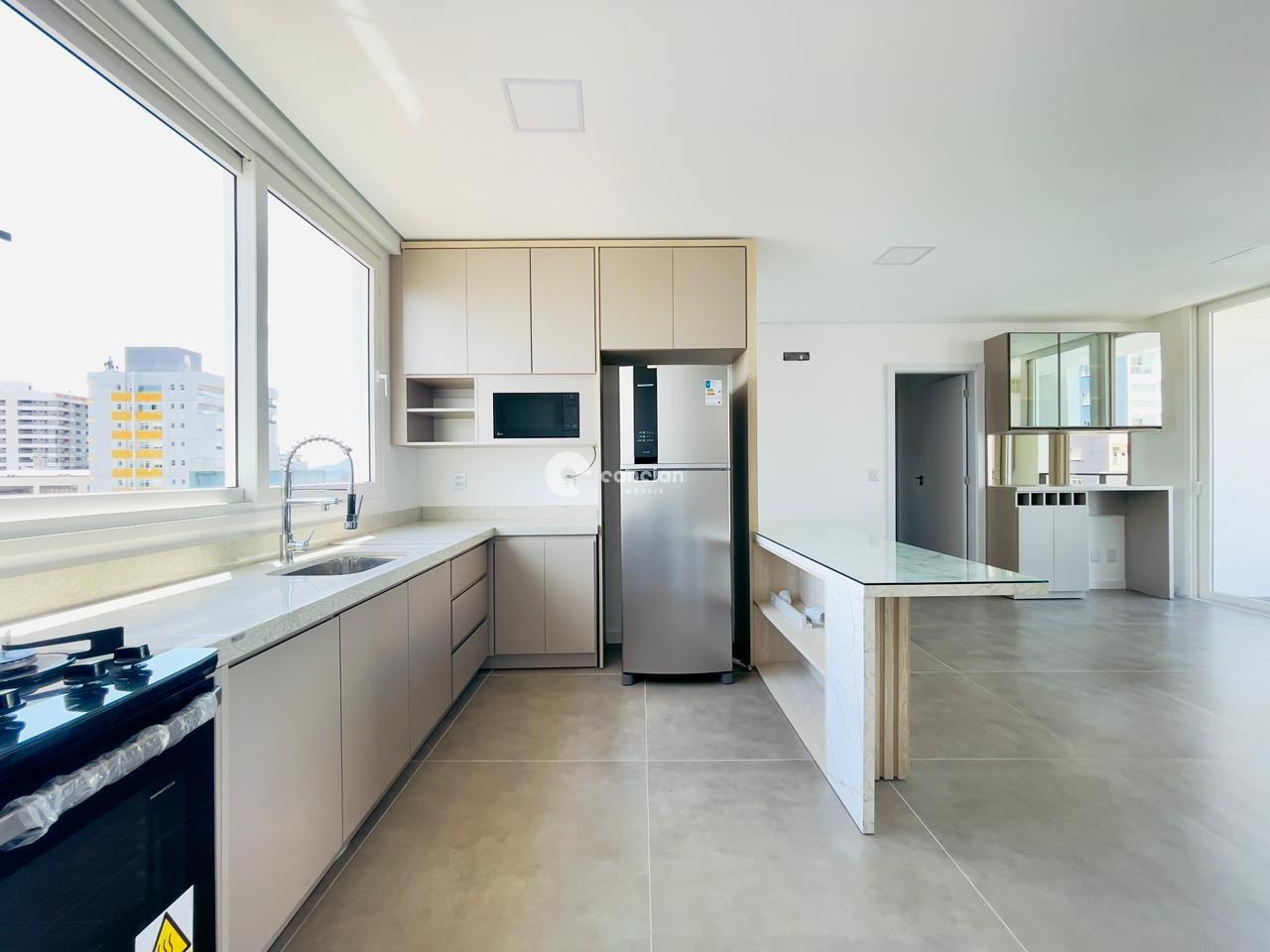 Apartamento para aluguel no Centro: 