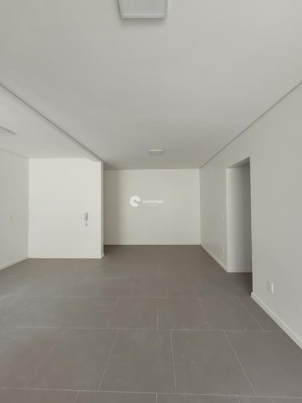 Apartamento para aluguel no Camobi: 