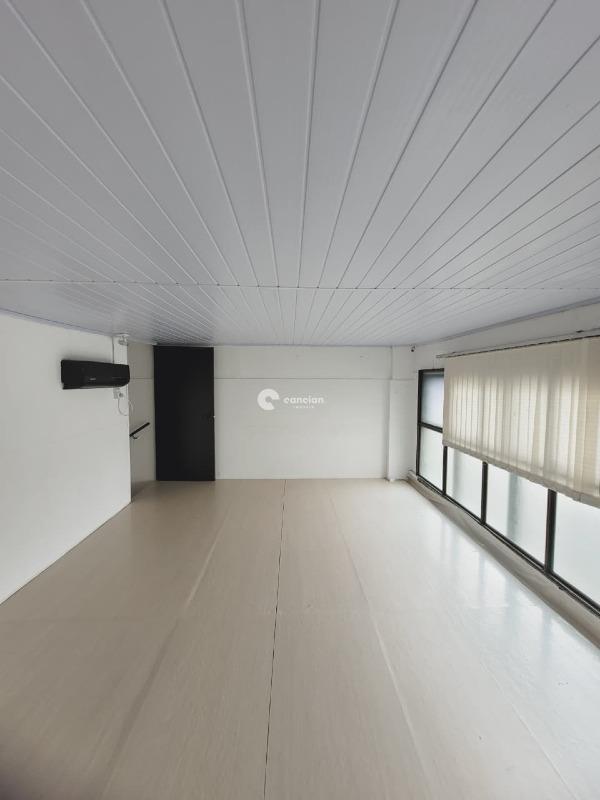 Sala Comercial para aluguel no Centro: 