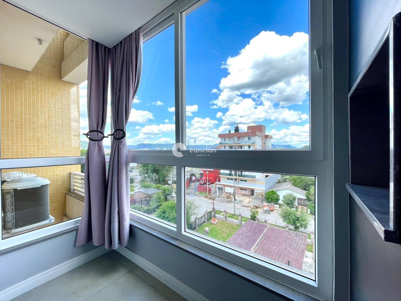 Apartamento à venda no Camobi: 