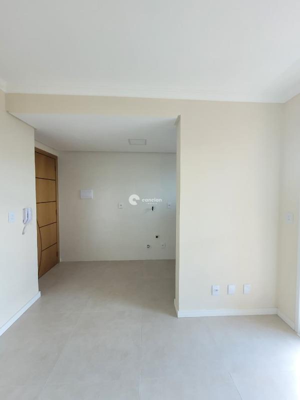 Apartamento para aluguel no Camobi: 