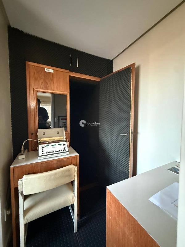 Sala Comercial à venda no Centro: 