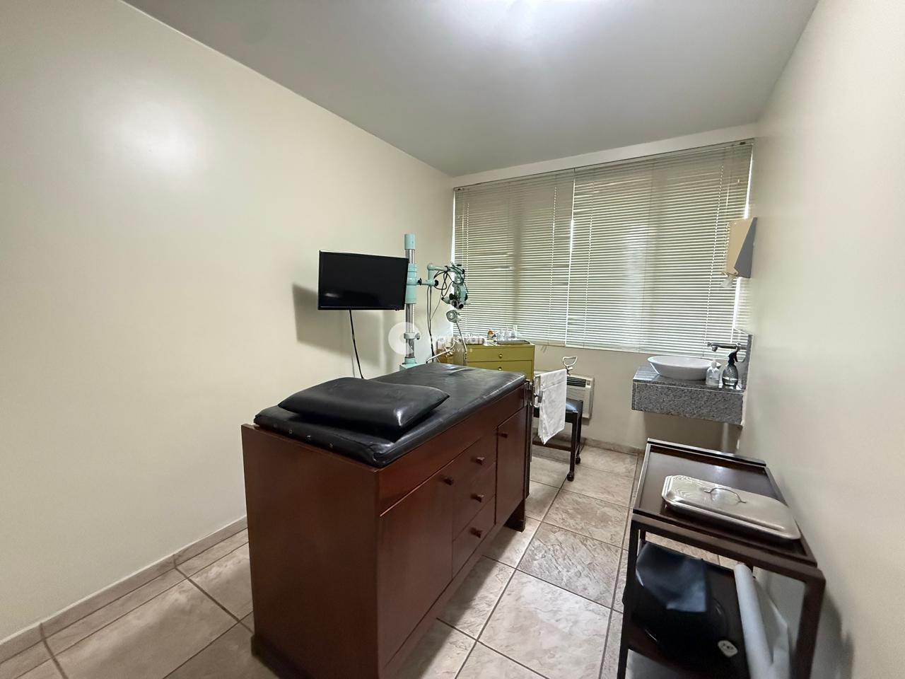 Sala Comercial à venda no Centro: 