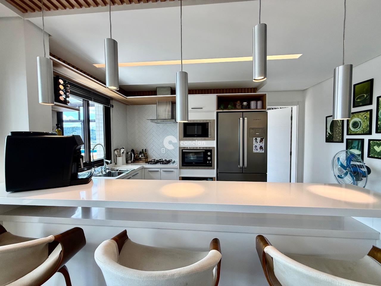 Cobertura à venda no Centro: 