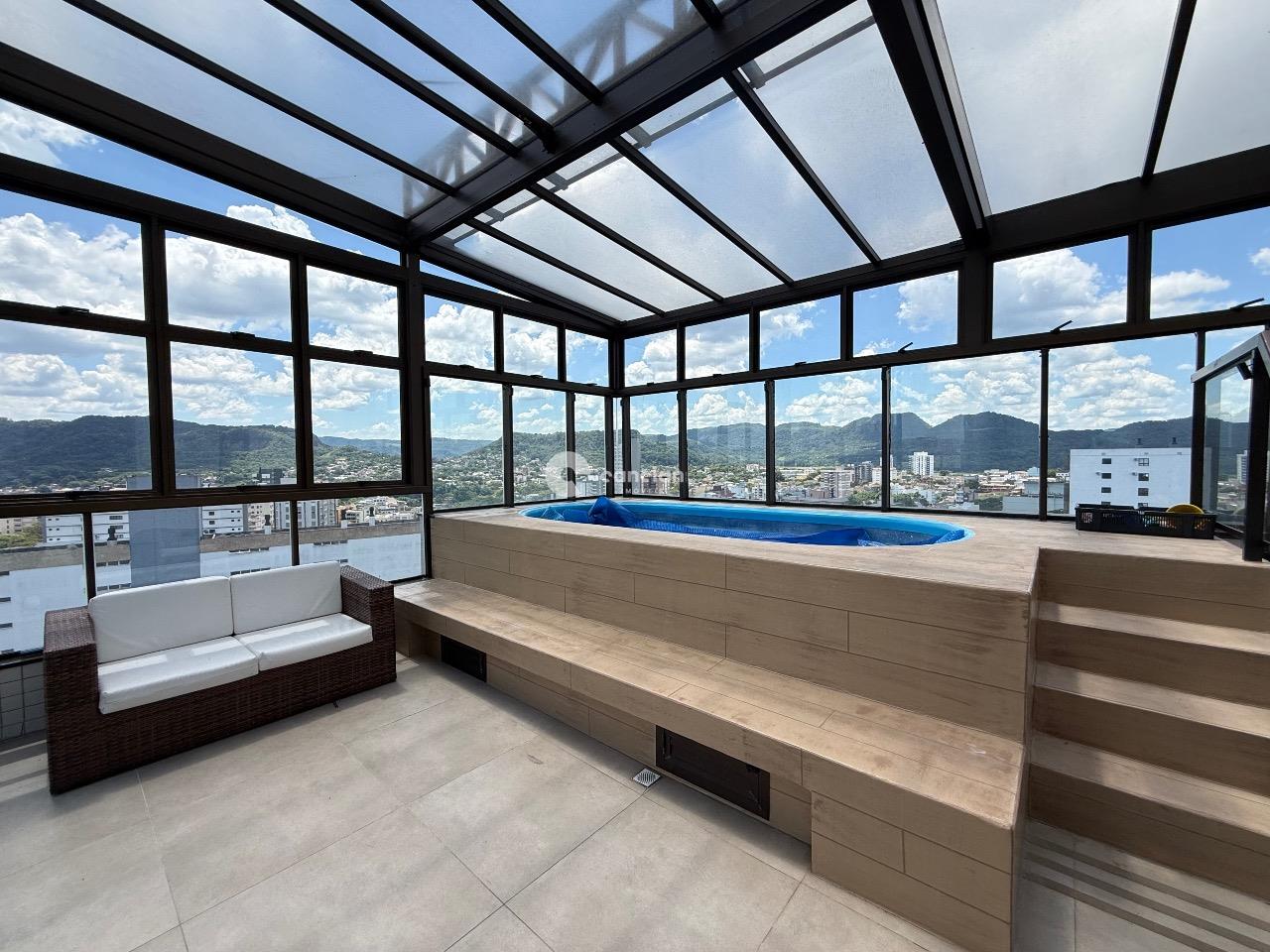 Cobertura à venda no Centro: 