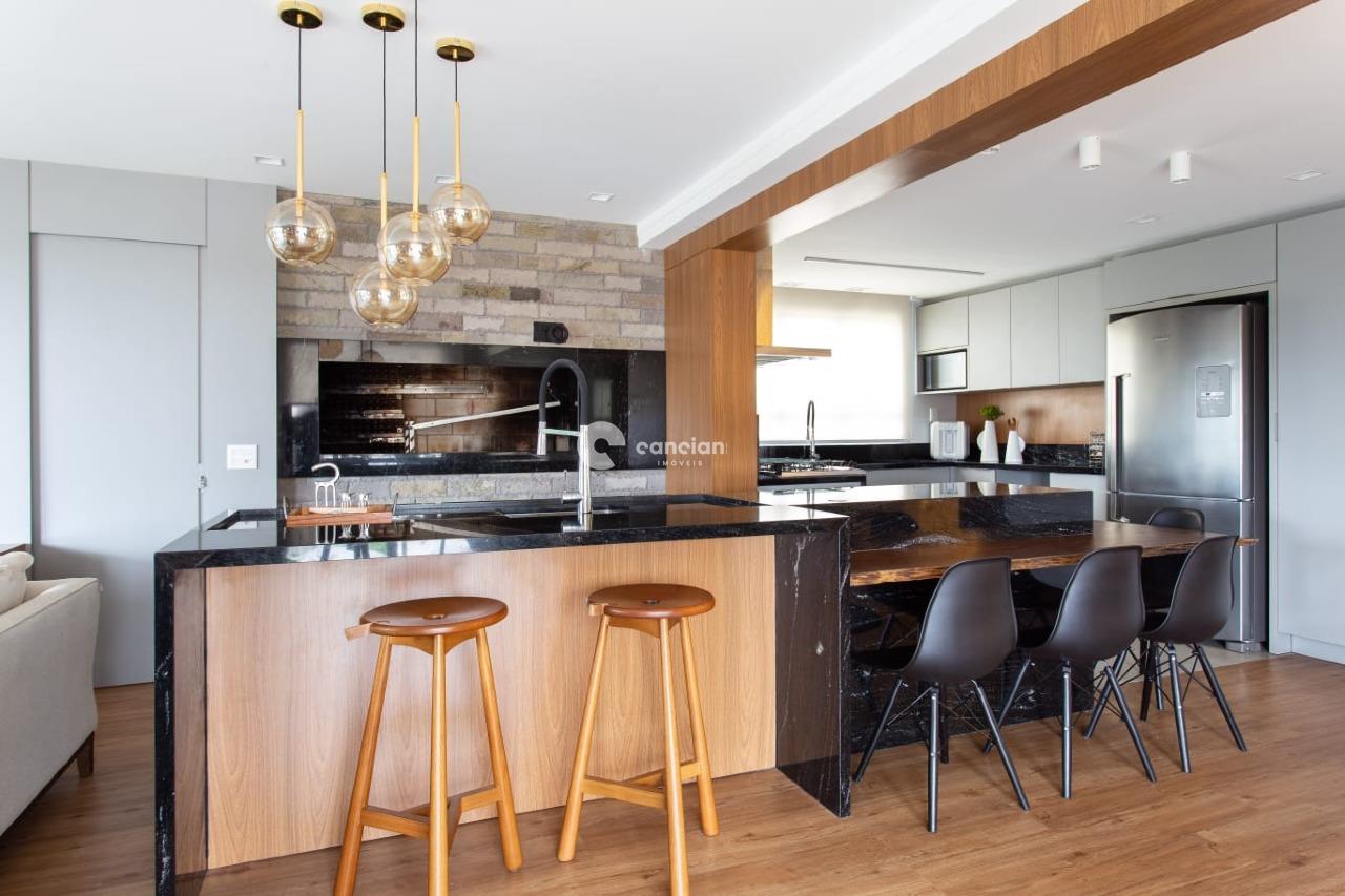 Casa de Condomínio à venda no Tomazetti: 