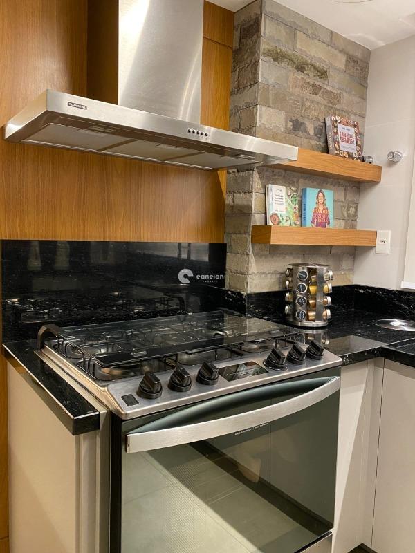 Casa de Condomínio à venda no Tomazetti: 