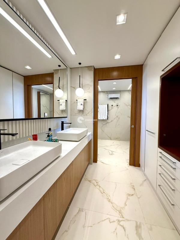 Casa de Condomínio à venda no São José: 