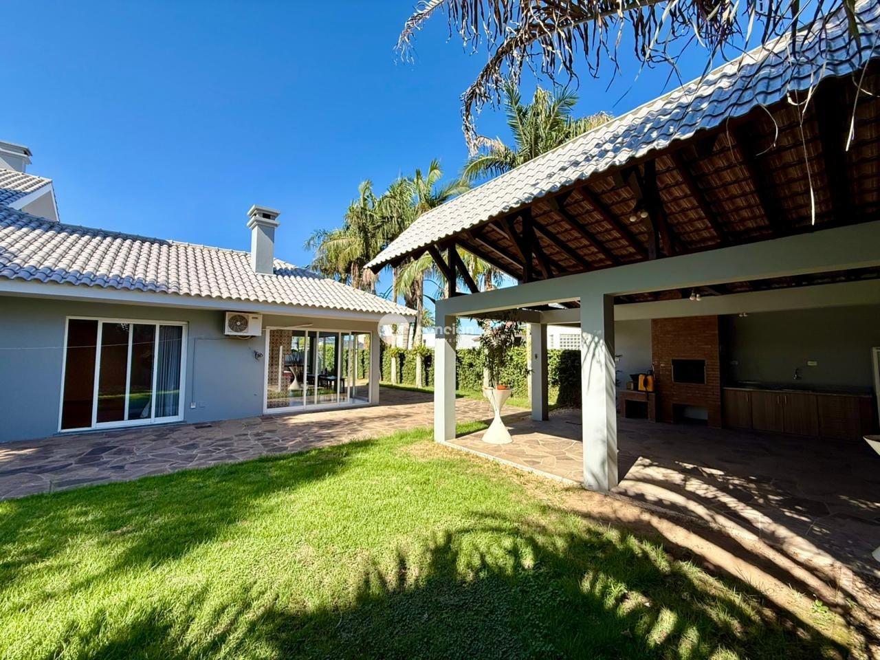Casa de Condomínio à venda no São José: 