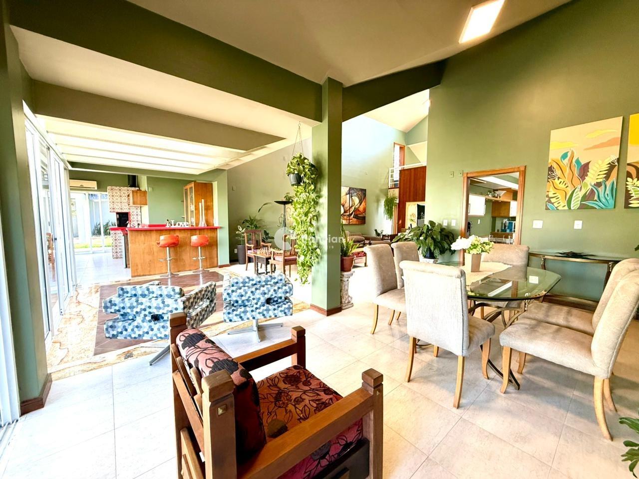 Casa de Condomínio à venda no São José: 