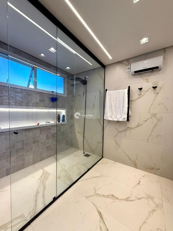 Casa de Condomínio à venda no São José: 