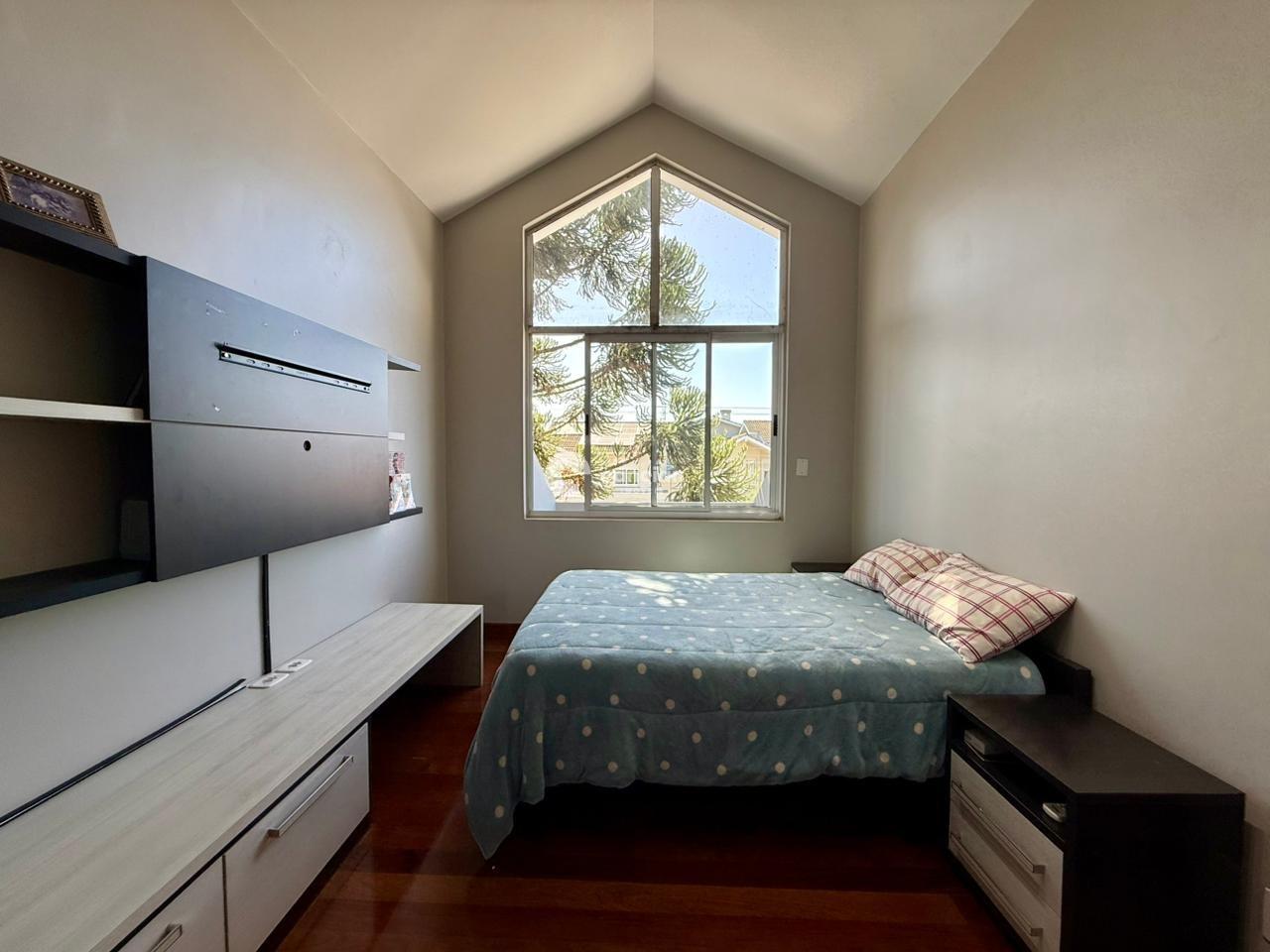 Casa de Condomínio à venda no São José: 