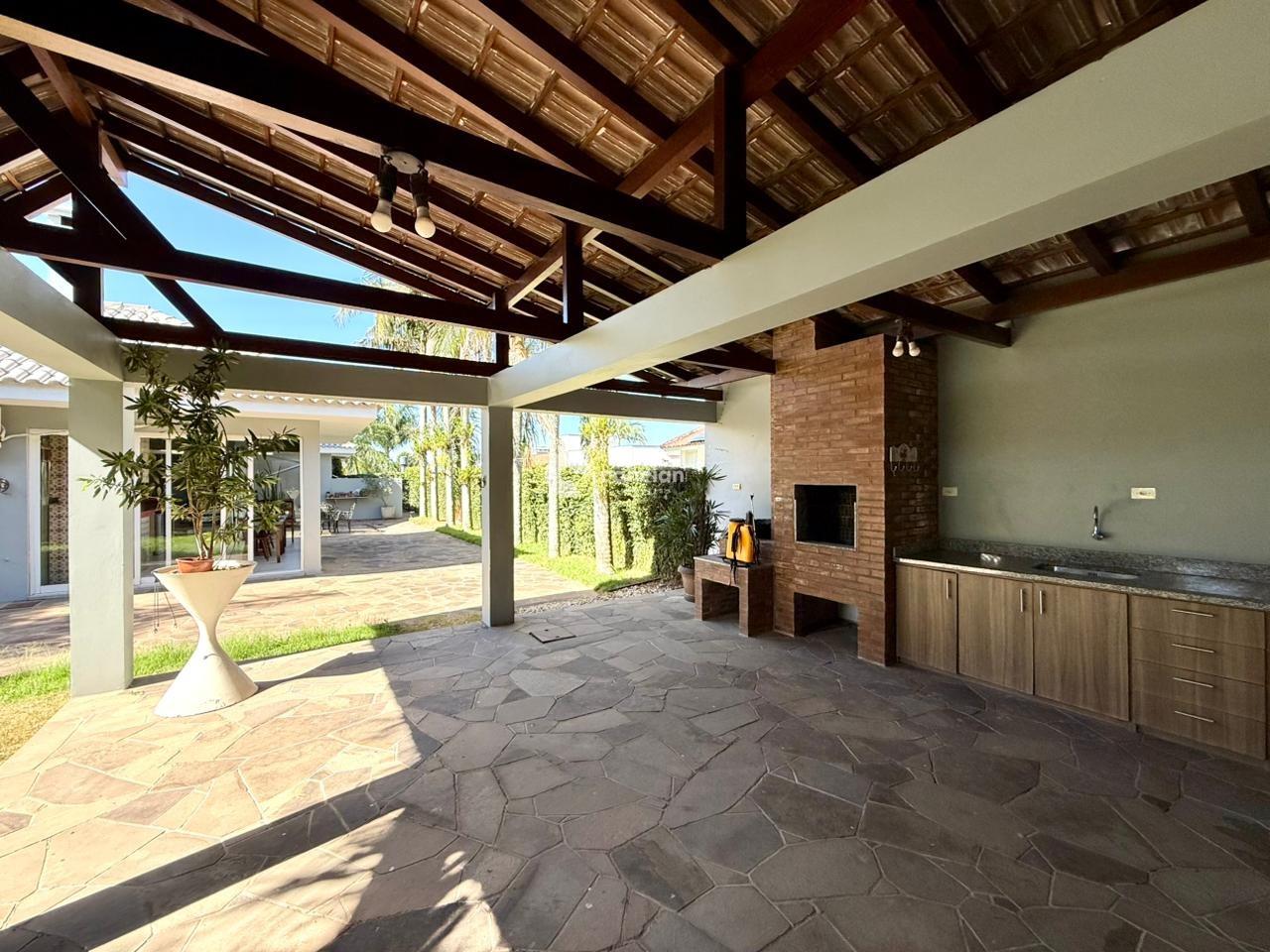 Casa de Condomínio à venda no São José: 