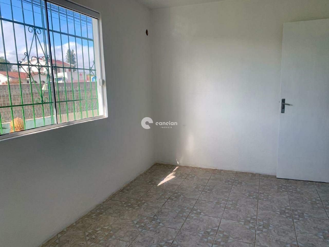 Casa à venda no Camobi: 