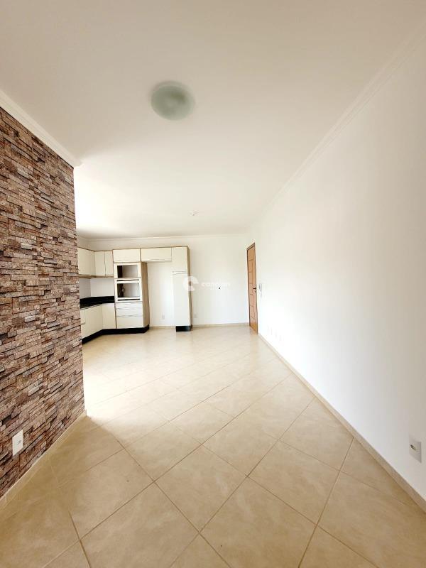 Apartamento à venda no Camobi: 