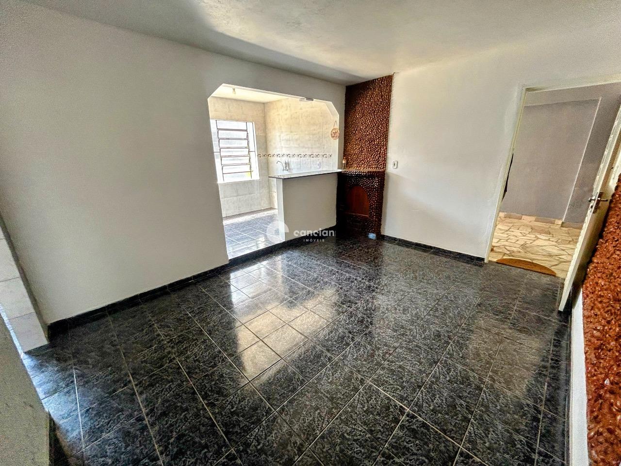 Casa para aluguel no Dom Antônio Reis: 