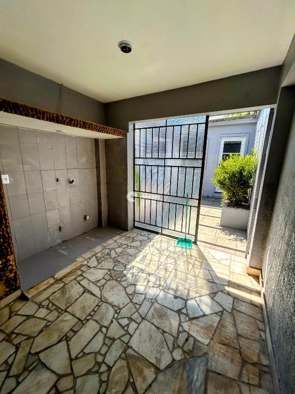 Casa para aluguel no Dom Antônio Reis: 