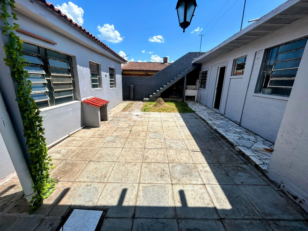 Casa para aluguel no Dom Antônio Reis: 