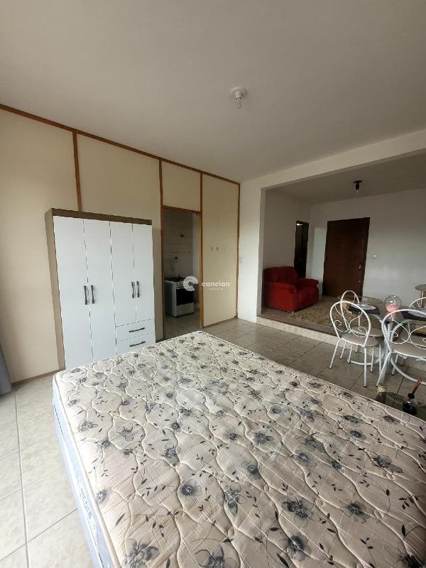 Apartamento para aluguel no Menino Jesus: 