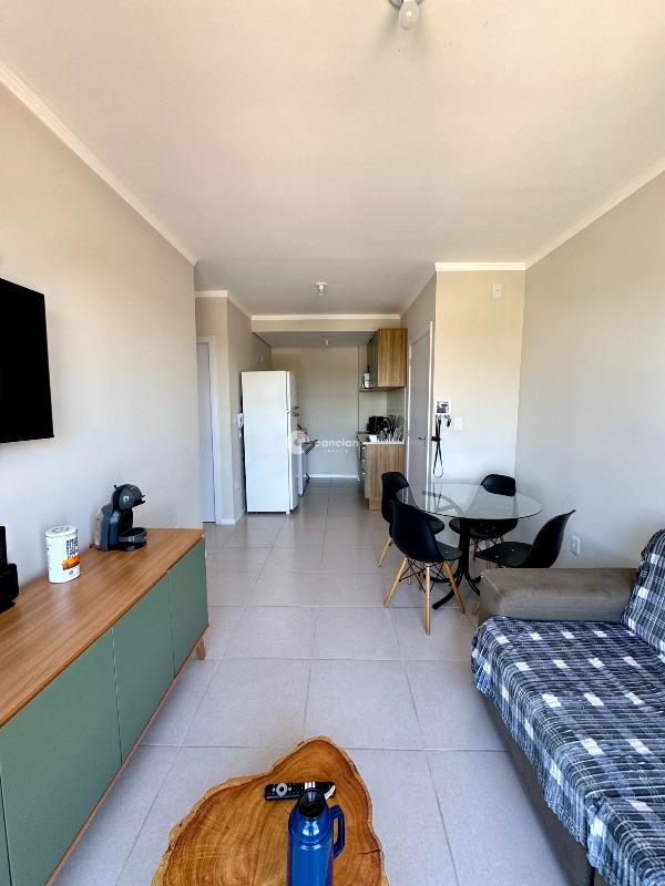 Apartamento à venda no Camobi: 