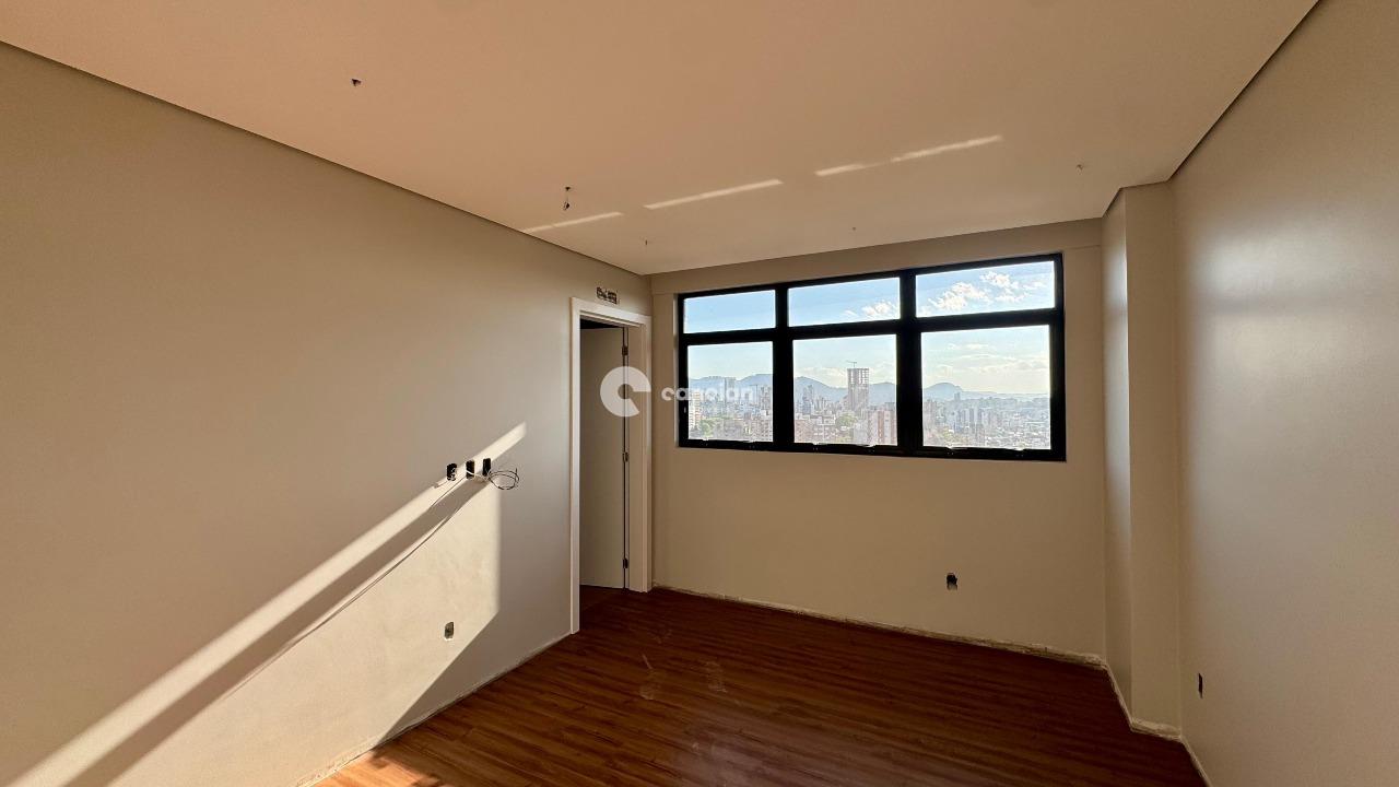 Cobertura à venda no Nossa Senhora Medianeira: SUÍTE 01 OU HOME OFFICE