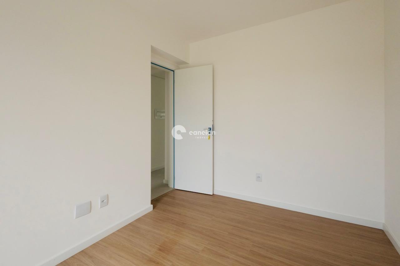 Apartamento à venda no Camobi: 