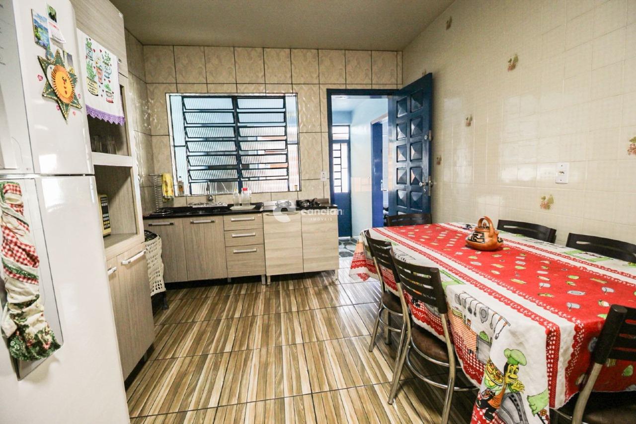 Casa à venda no Juscelino Kubitschek: 