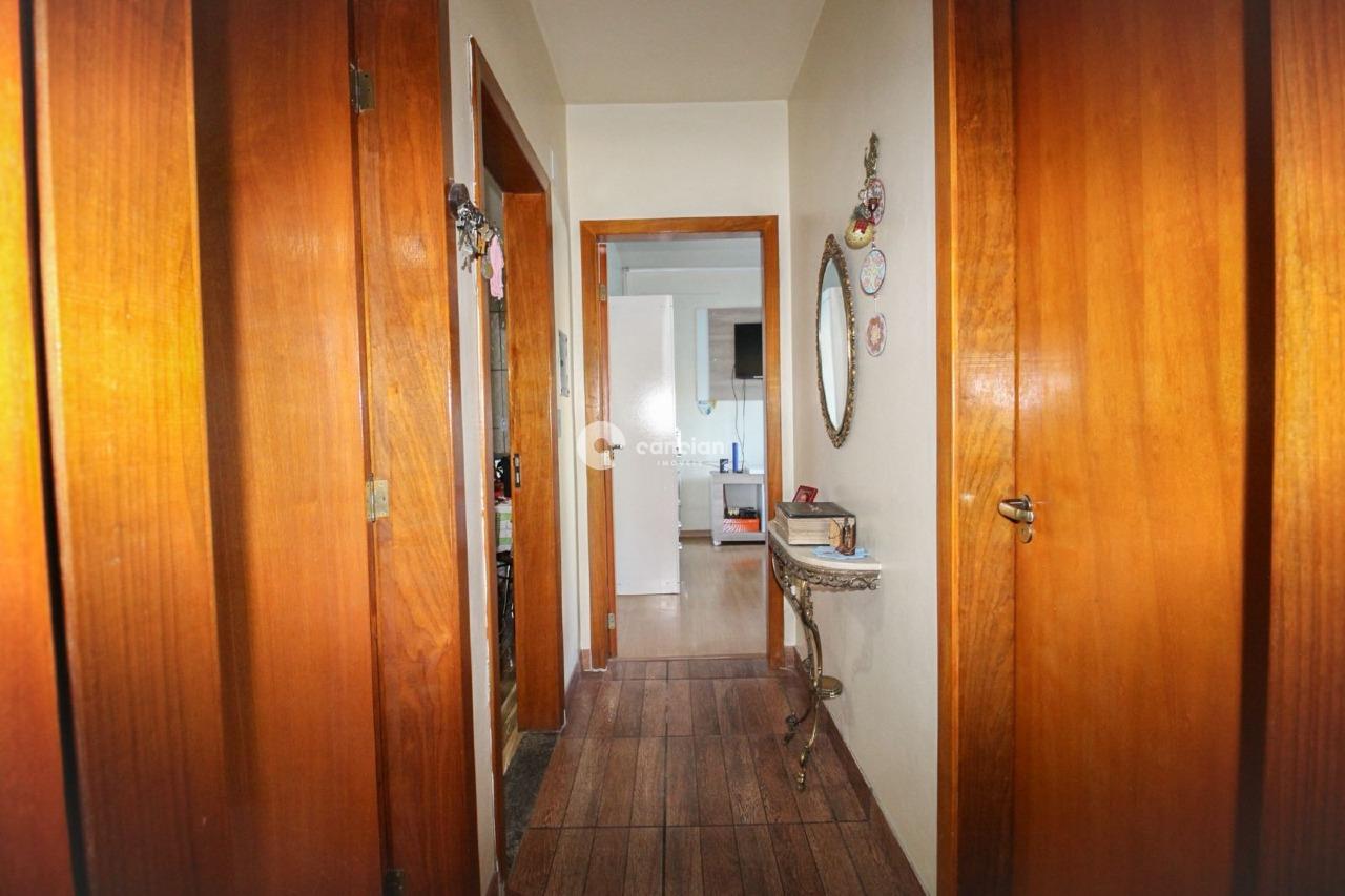 Casa à venda no Juscelino Kubitschek: 