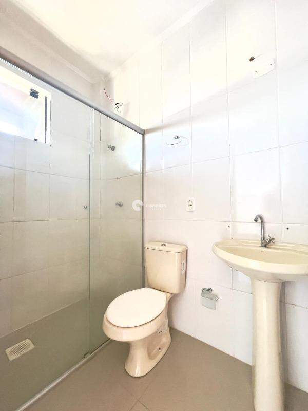 Kitnet para aluguel no Nossa Senhora do Rosário: 