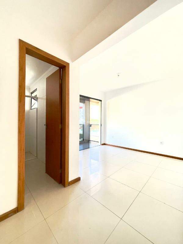 Apartamento para aluguel no Nossa Senhora do Rosário: 