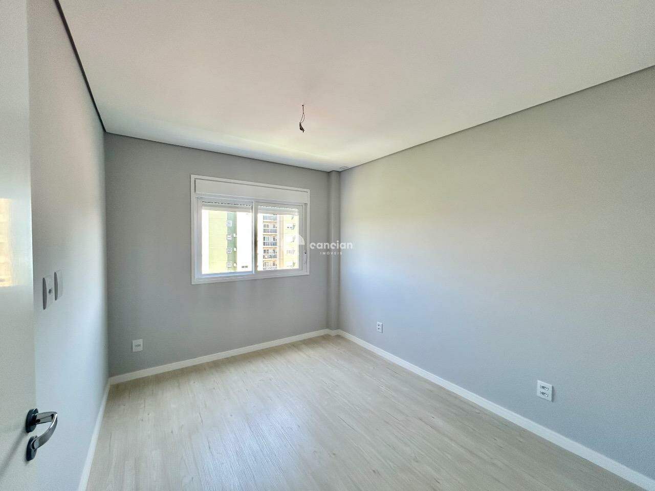 Apartamento para aluguel no Camobi: 