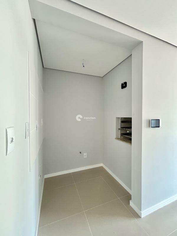 Apartamento para aluguel no Camobi: 