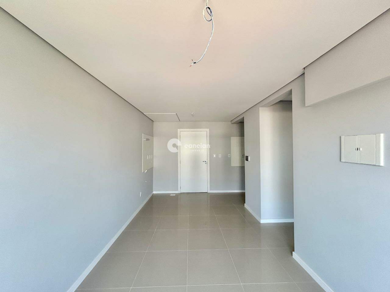 Apartamento para aluguel no Camobi: 