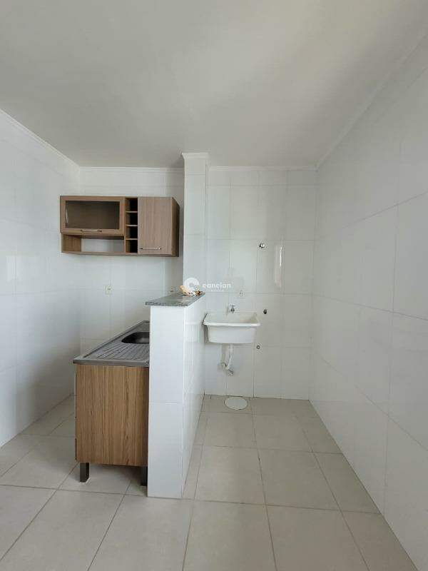 Apartamento para aluguel no Camobi: 