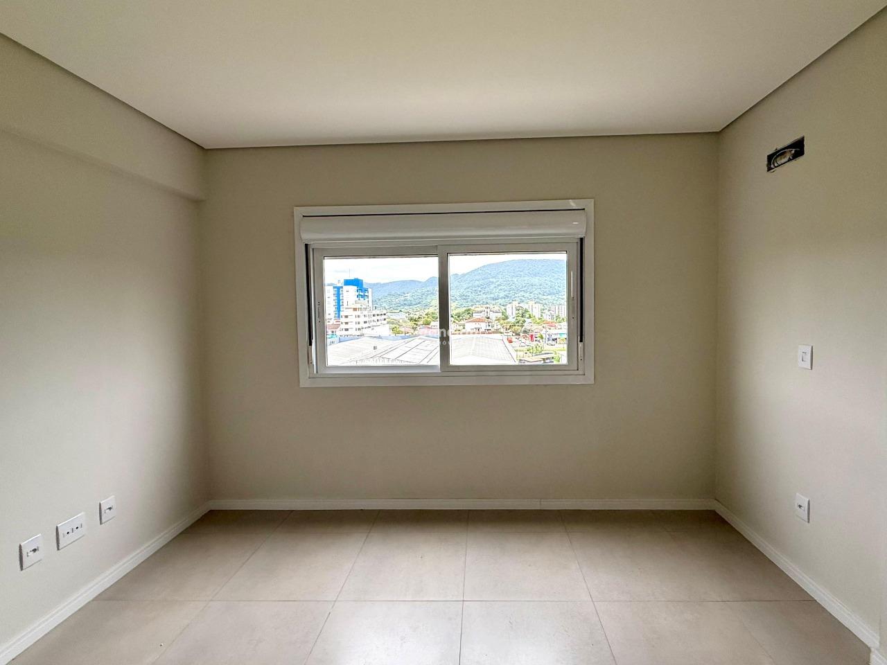 Apartamento à venda no Camobi: