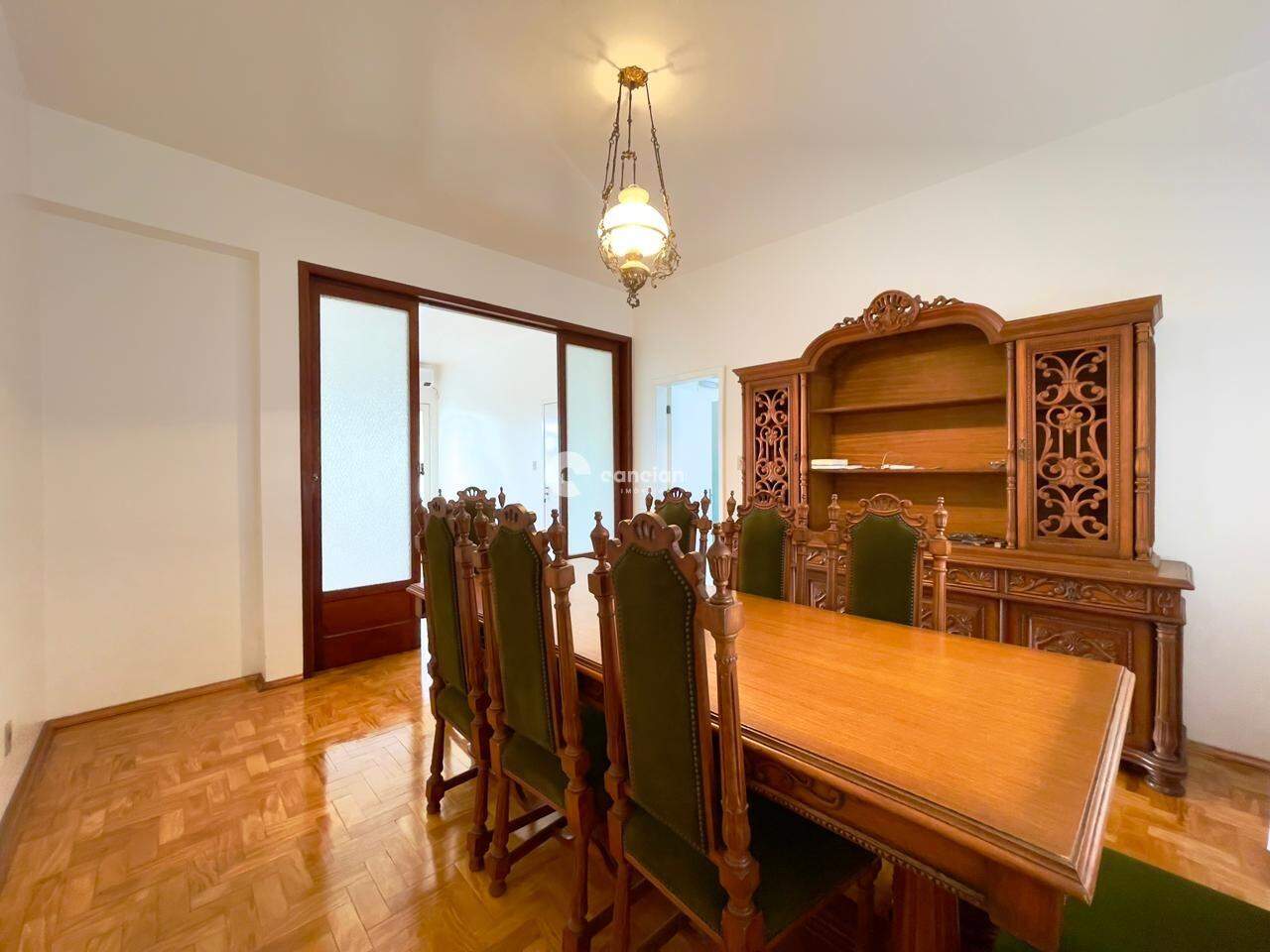 Apartamento para aluguel no Centro: 