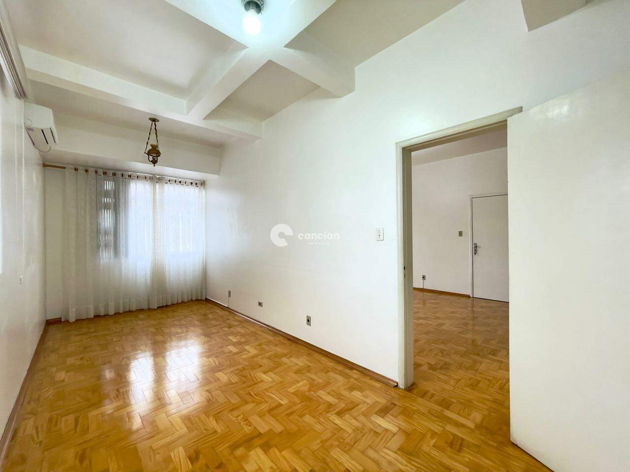 Apartamento para aluguel no Centro: 