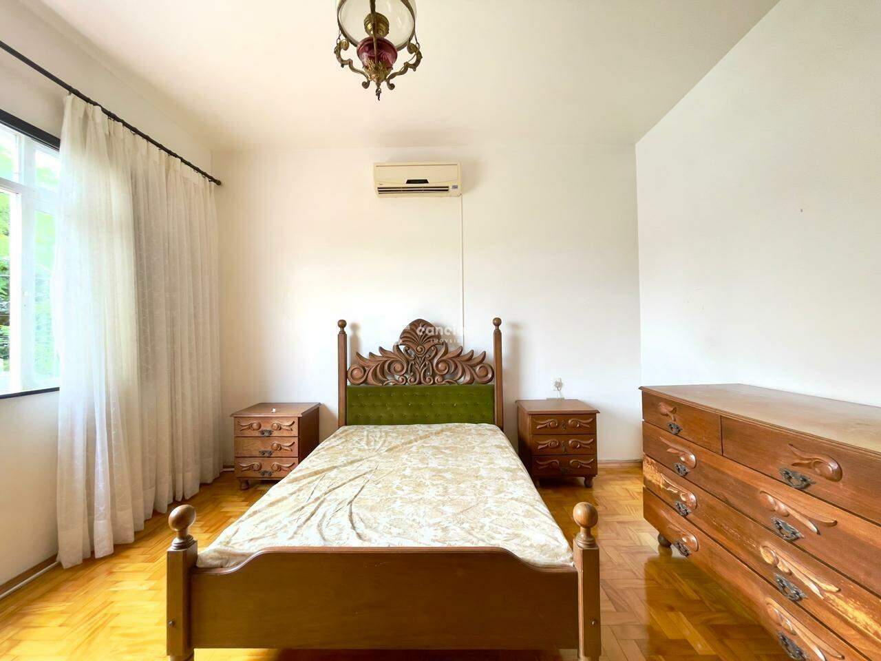 Apartamento para aluguel no Centro: 