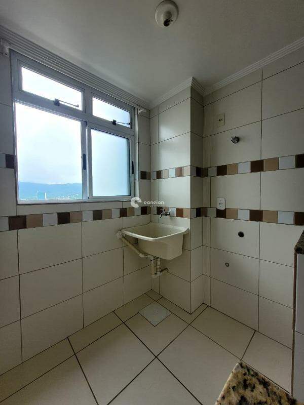 Apartamento para aluguel no Nossa Senhora do Rosário: 