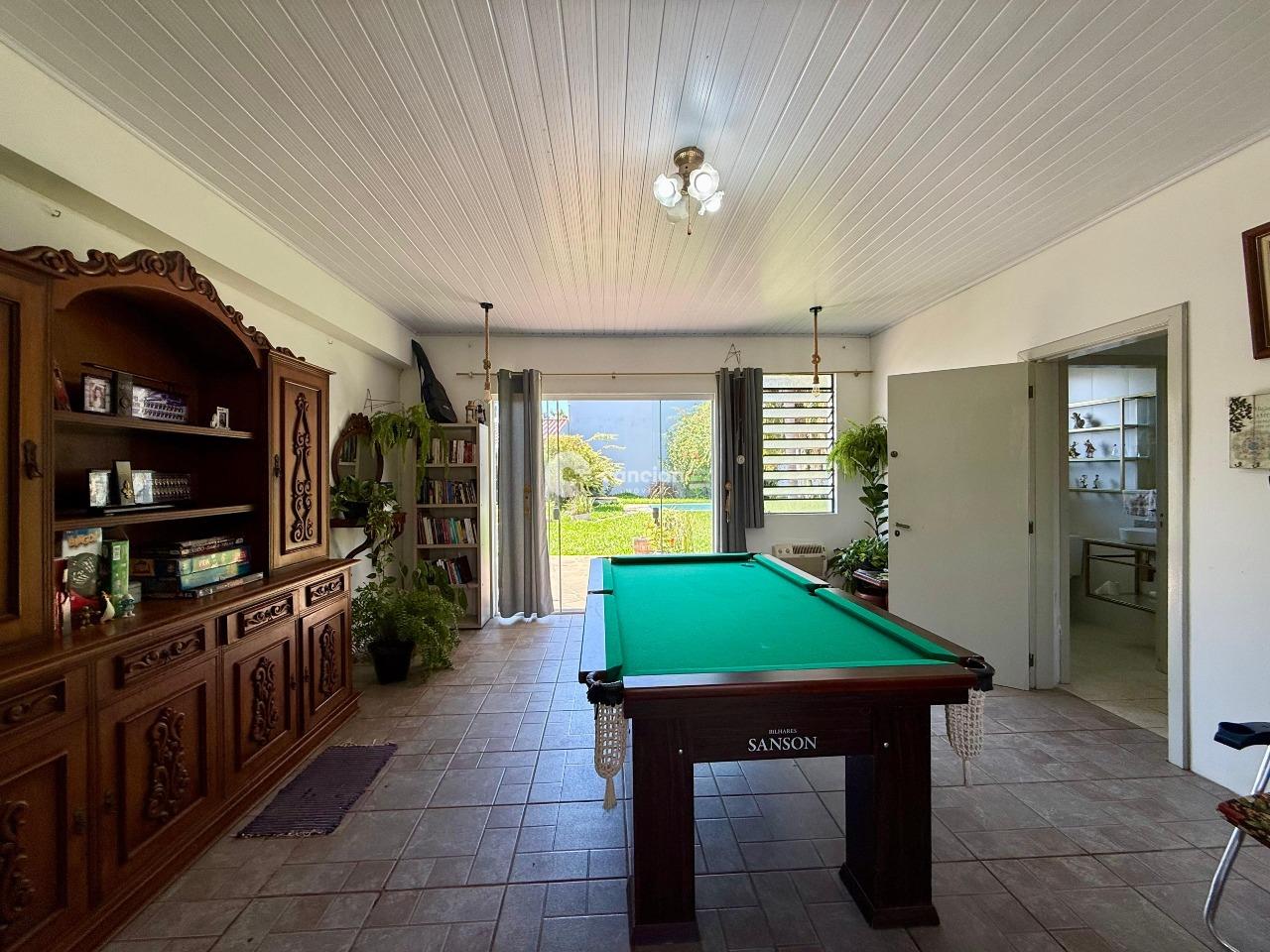 Casa à venda no Camobi: 