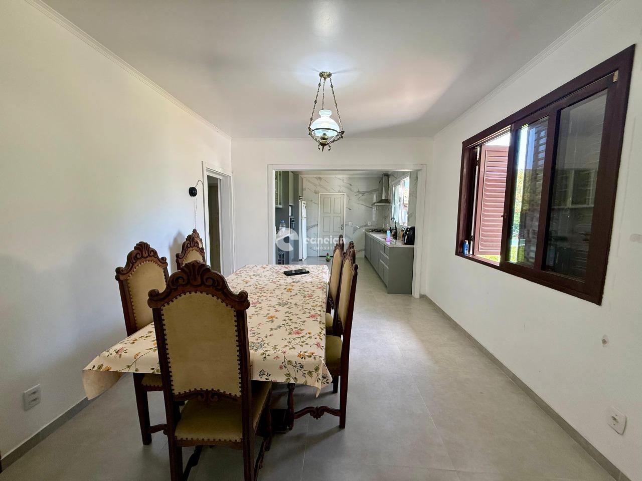 Casa à venda no Camobi: 