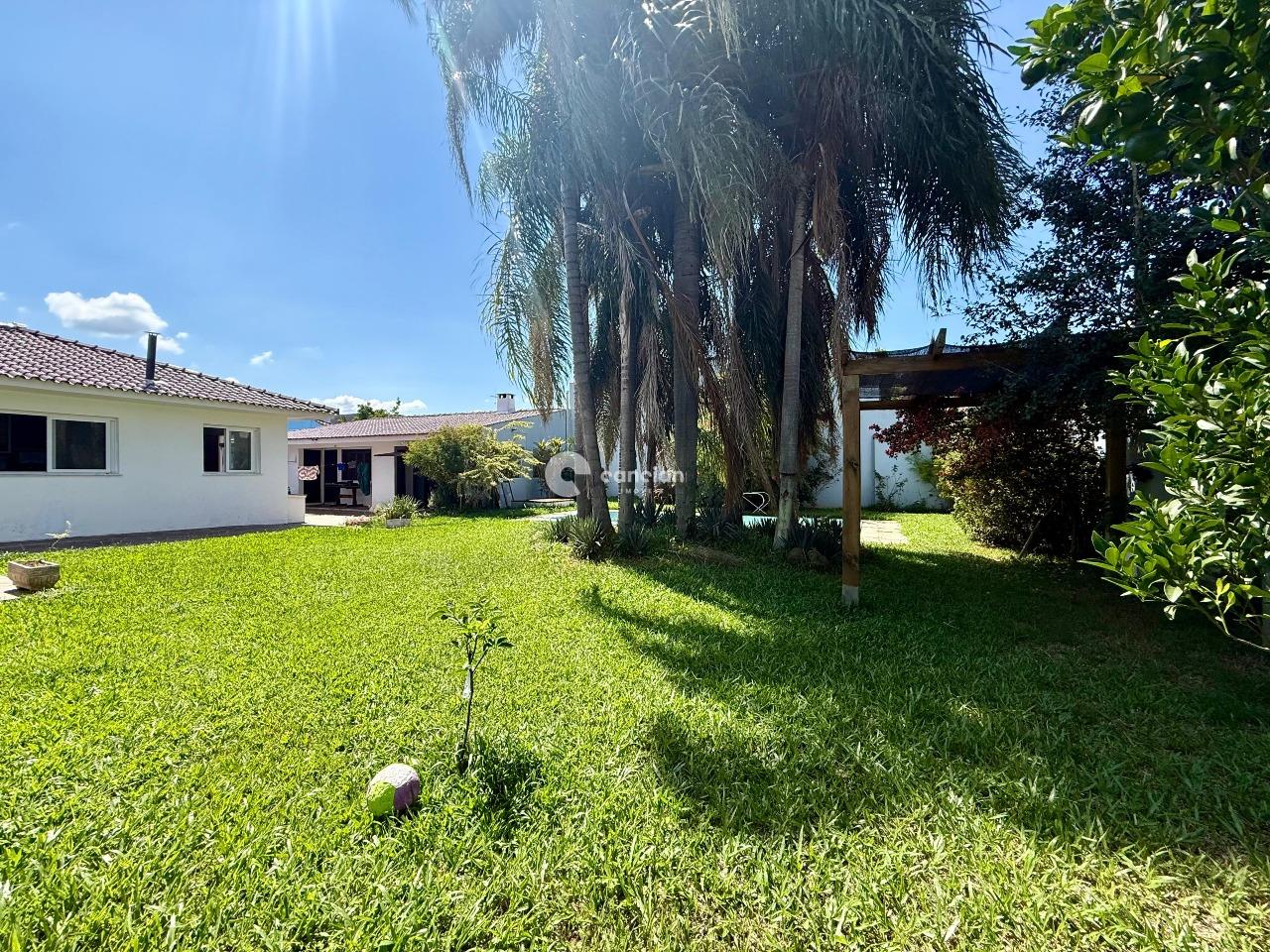 Casa à venda no Camobi: 