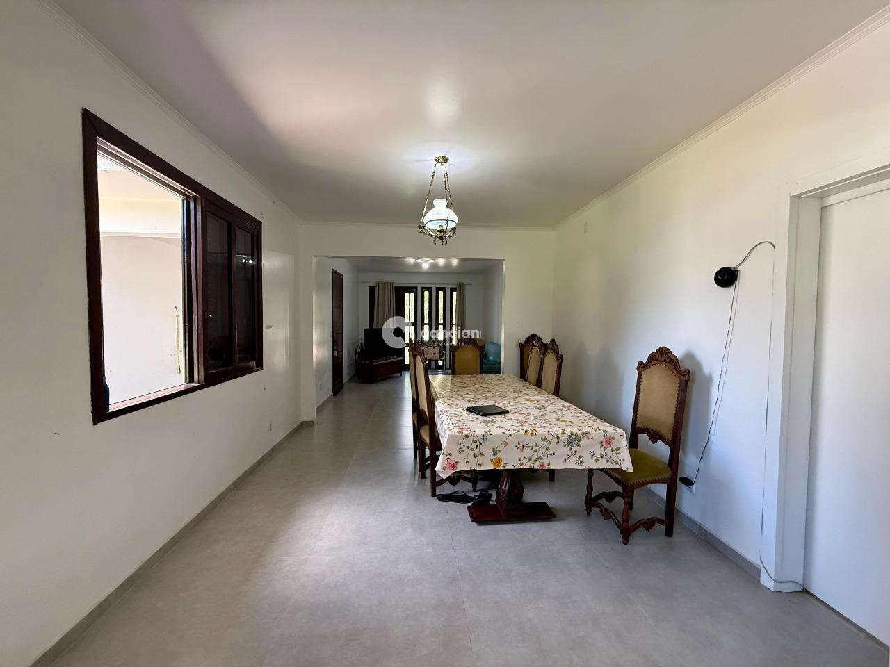 Casa à venda no Camobi: 