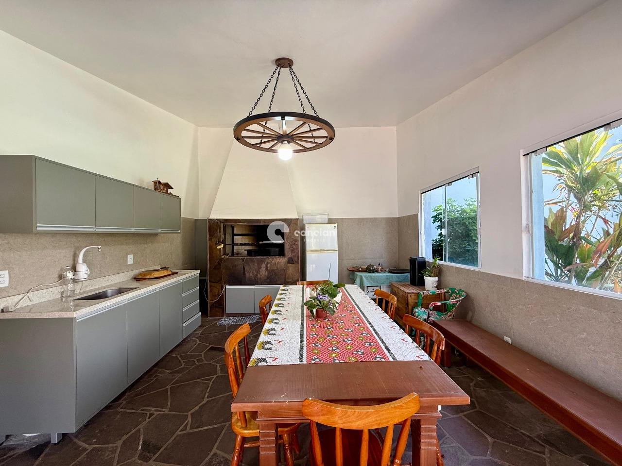 Casa à venda no Camobi: 