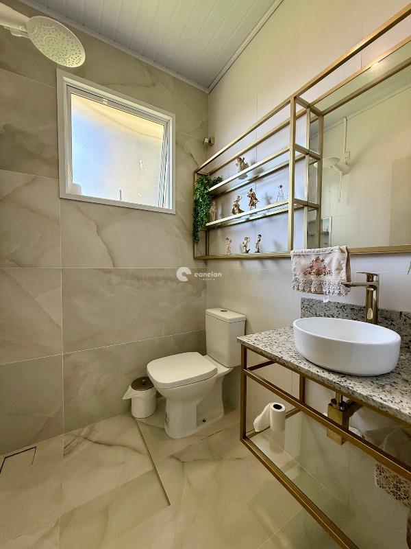 Casa à venda no Camobi: 