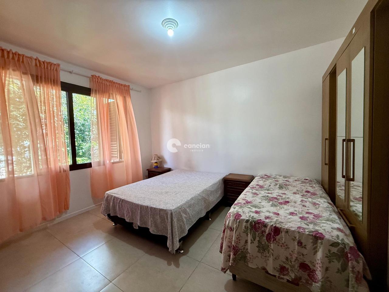 Casa à venda no Camobi: 