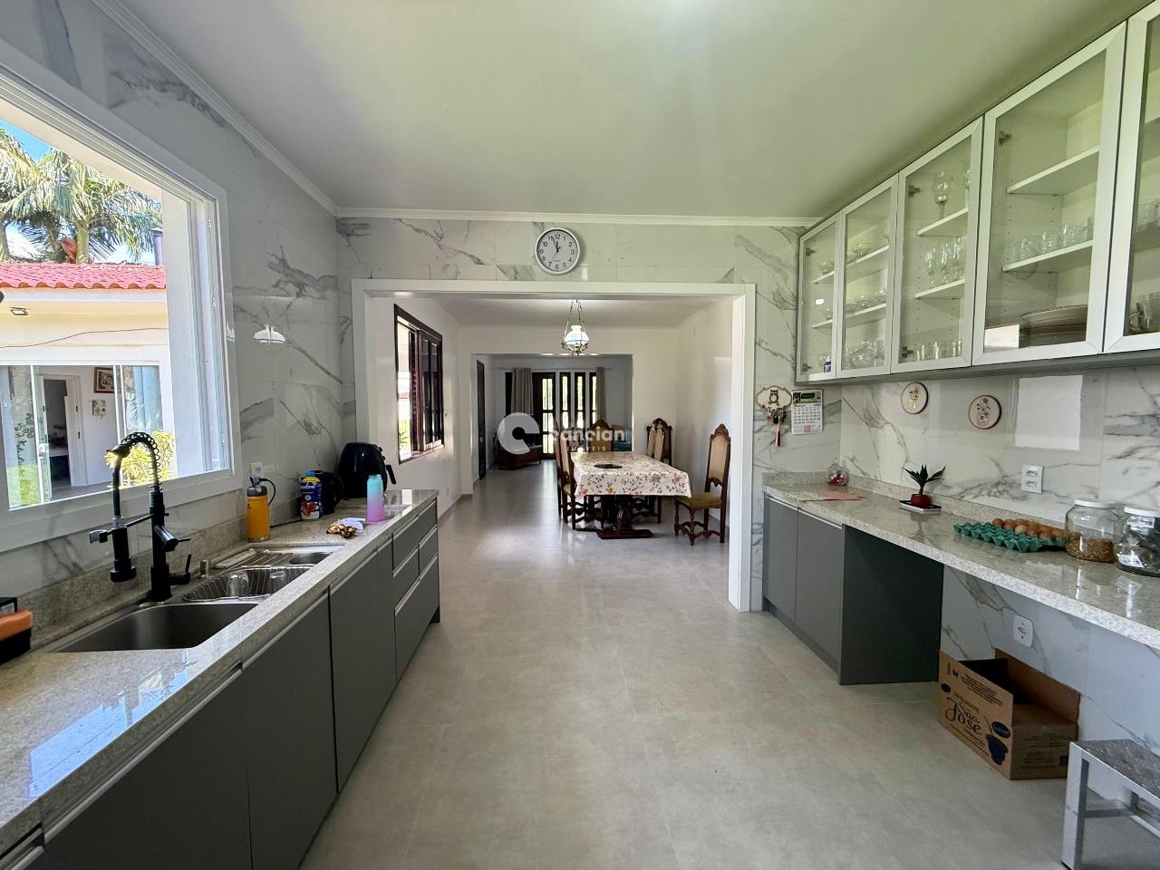 Casa à venda no Camobi: 