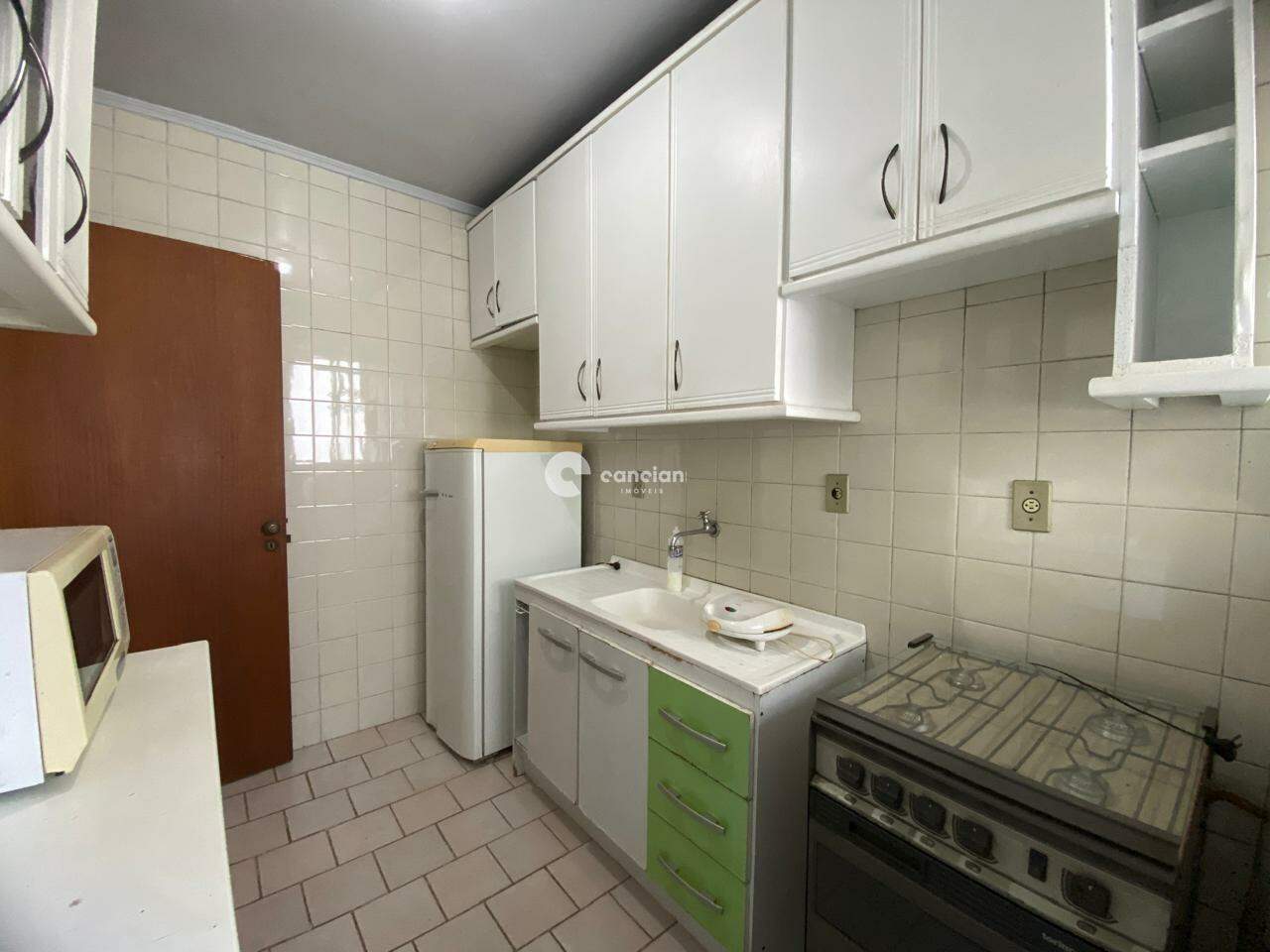 Apartamento à venda no Menino Jesus: 